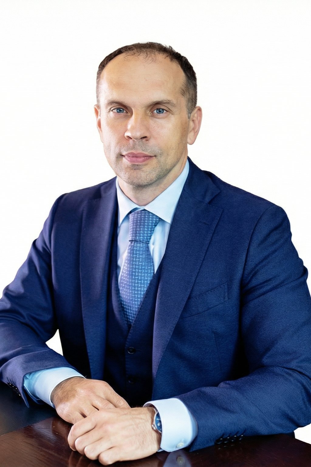 Владимир Исаков